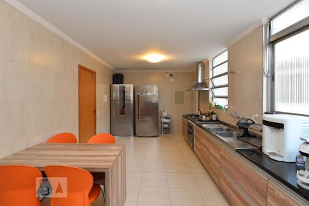 Apartamento à venda com 252m², 3 quartos e sem vaga Apartamento à venda com 252m², 3 quartos e sem vagaCozinha