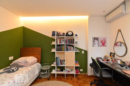 Apartamento à venda com 252m², 3 quartos e sem vaga Apartamento à venda com 252m², 3 quartos e sem vagaQuarto 2