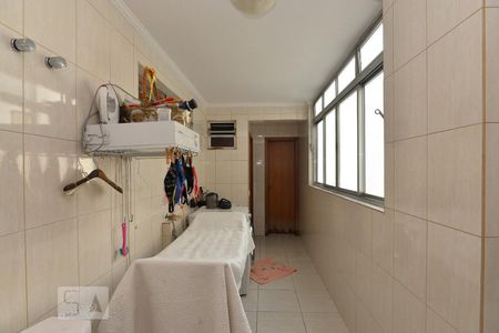 Apartamento à venda com 252m², 3 quartos e sem vaga Apartamento à venda com 252m², 3 quartos e sem vagaÁrea de serviço