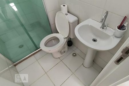 Apartamento à venda com 44m², 2 quartos e sem vaga Apartamento à venda com 44m², 2 quartos e sem vagaBanheiro