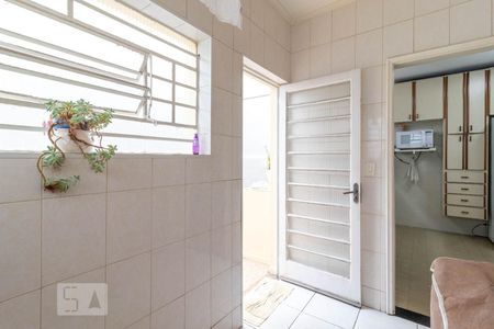 Casa à venda com 175m², 2 quartos e 2 vagas Casa à venda com 175m², 2 quartos e 2 vagasÁrea de Serviço