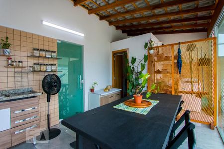 Apartamento à venda com 112m², 2 quartos e 1 vaga Apartamento à venda com 112m², 2 quartos e 1 vagaCozinha