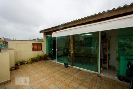 Apartamento à venda com 112m², 2 quartos e 1 vaga Apartamento à venda com 112m², 2 quartos e 1 vagaCobertura