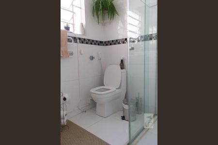 Apartamento à venda com 82m², 2 quartos e sem vagaBanheiro