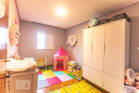 Casa à venda com 400m², 4 quartos e 3 vagasQuarto 2