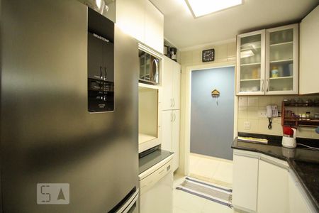 Apartamento à venda com 86m², 2 quartos e 1 vaga Apartamento à venda com 86m², 2 quartos e 1 vagaCozinha