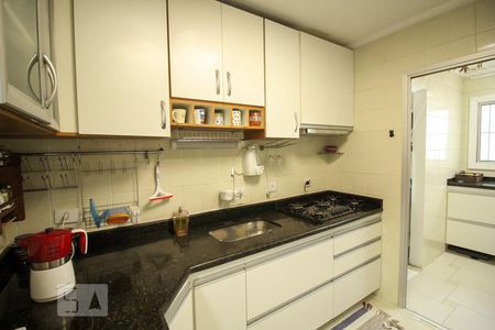 Apartamento à venda com 86m², 2 quartos e 1 vaga Apartamento à venda com 86m², 2 quartos e 1 vagaCozinha