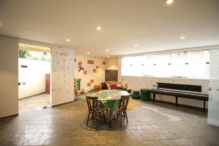 Apartamento à venda com 86m², 2 quartos e 1 vaga Apartamento à venda com 86m², 2 quartos e 1 vagaBrinquedoteca