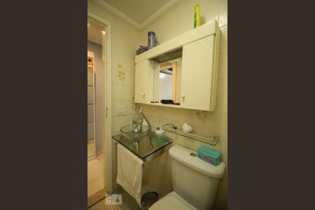 Apartamento à venda com 86m², 2 quartos e 1 vaga Apartamento à venda com 86m², 2 quartos e 1 vagaBanheiro