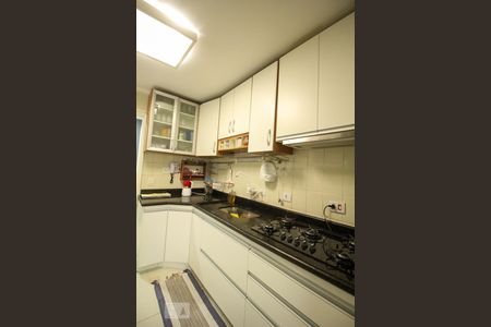 Apartamento à venda com 86m², 2 quartos e 1 vaga Apartamento à venda com 86m², 2 quartos e 1 vagaCozinha