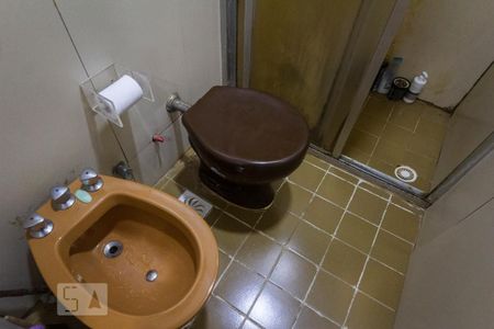 Apartamento à venda com 78m², 2 quartos e 1 vagaBanheiro da Suíte 1