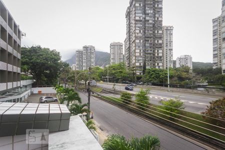 Apartamento à venda com 78m², 2 quartos e 1 vagaVista