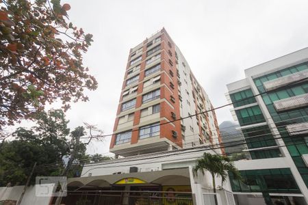 Apartamento à venda com 78m², 2 quartos e 1 vagaFachada