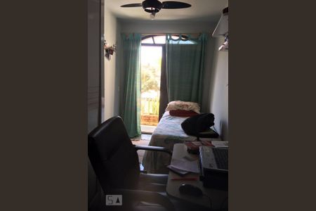 Casa à venda com 130m², 3 quartos e 2 vagas Casa à venda com 130m², 3 quartos e 2 vagasQuarto 2