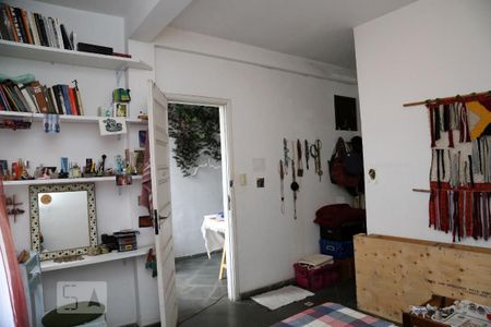 Casa à venda com 130m², 3 quartos e 2 vagasQuarto 3 - Suíte