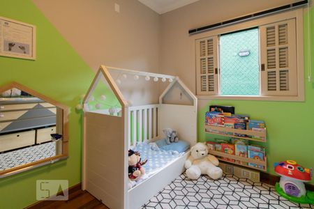 Casa à venda com 240m², 3 quartos e 3 vagas Casa à venda com 240m², 3 quartos e 3 vagasQuarto 2