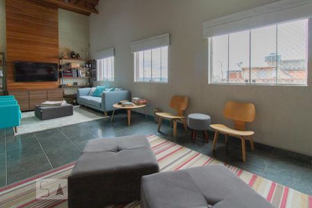 Casa à venda com 240m², 3 quartos e 3 vagas Casa à venda com 240m², 3 quartos e 3 vagasSala 2