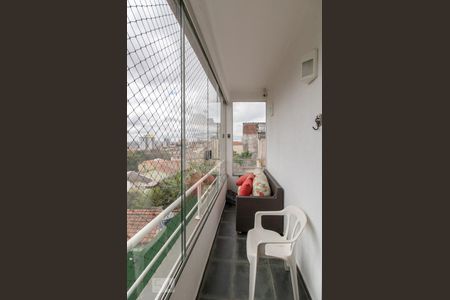 Casa à venda com 240m², 3 quartos e 3 vagas Casa à venda com 240m², 3 quartos e 3 vagasSacada da Suíte