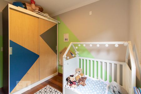 Casa à venda com 240m², 3 quartos e 3 vagas Casa à venda com 240m², 3 quartos e 3 vagasQuarto 2