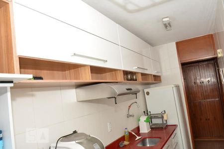 Apartamento à venda com 60m², 2 quartos e 1 vagaCozinha