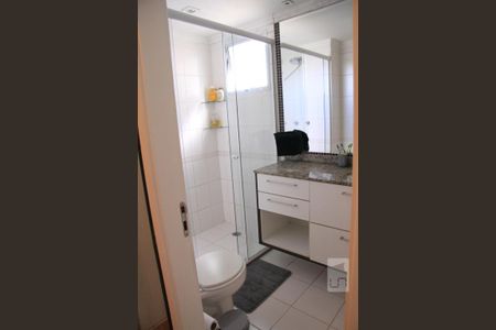 Apartamento para alugar com 122m², 3 quartos e 2 vagasSuite Banheiro