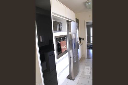 Apartamento para alugar com 122m², 3 quartos e 2 vagasCozinha