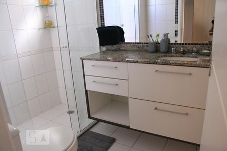 Apartamento para alugar com 122m², 3 quartos e 2 vagasSuite Banheiro