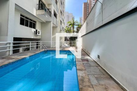 Apartamento à venda com 167m², 4 quartos e 2 vagas Apartamento à venda com 167m², 4 quartos e 2 vagasPiscina