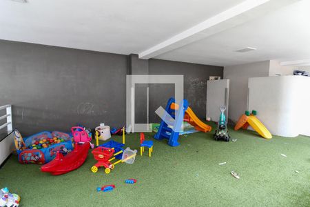 Apartamento à venda com 167m², 4 quartos e 2 vagas Apartamento à venda com 167m², 4 quartos e 2 vagasPlayground