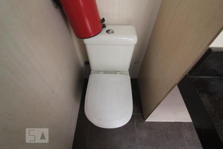 Casa à venda com 177m², 3 quartos e 8 vagasBanheiro 5 serviço