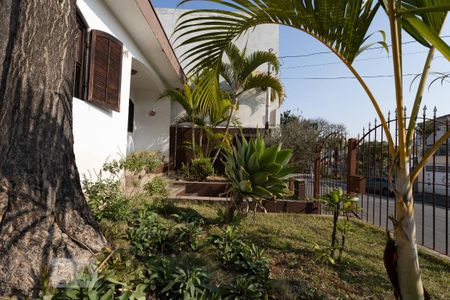 Casa à venda com 300m², 3 quartos e 5 vagas Casa à venda com 300m², 3 quartos e 5 vagasJardim de entrada