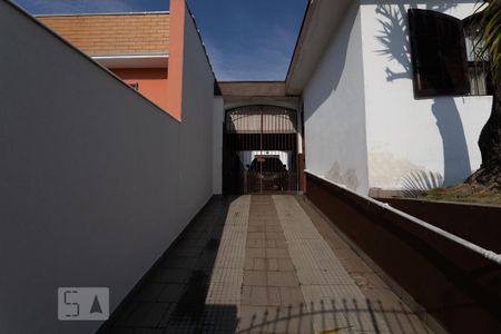 Casa à venda com 300m², 3 quartos e 5 vagas Casa à venda com 300m², 3 quartos e 5 vagasGaragem