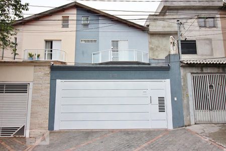 Casa à venda com 148m², 3 quartos e 2 vagasFachada