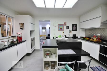 Casa à venda com 148m², 3 quartos e 2 vagasCozinha