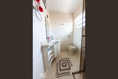 Casa à venda com 195m², 3 quartos e 3 vagas Casa à venda com 195m², 3 quartos e 3 vagasBanheiro da Suíte 3