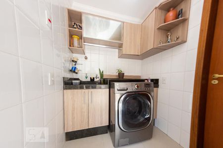 Casa à venda com 195m², 3 quartos e 3 vagas Casa à venda com 195m², 3 quartos e 3 vagasÁrea de Serviço