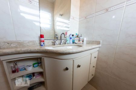 Casa à venda com 195m², 3 quartos e 3 vagas Casa à venda com 195m², 3 quartos e 3 vagasBanheiro da Suíte 3