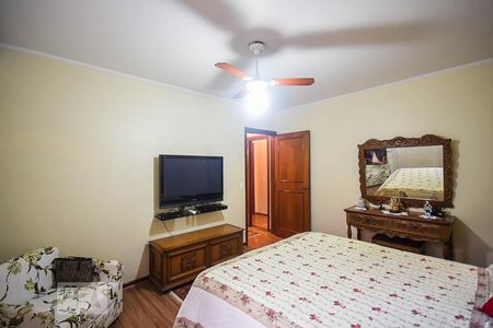 Casa de condomínio à venda com 280m², 3 quartos e 4 vagas Casa de condomínio à venda com 280m², 3 quartos e 4 vagasSuíte 3