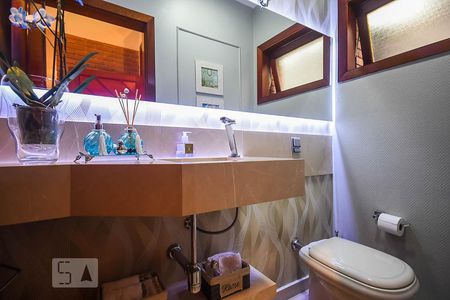 Casa de condomínio à venda com 280m², 3 quartos e 4 vagas Casa de condomínio à venda com 280m², 3 quartos e 4 vagasLavabo