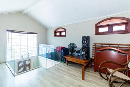 Casa à venda com 155m², 4 quartos e 3 vagas Casa à venda com 155m², 4 quartos e 3 vagasQuarto 4