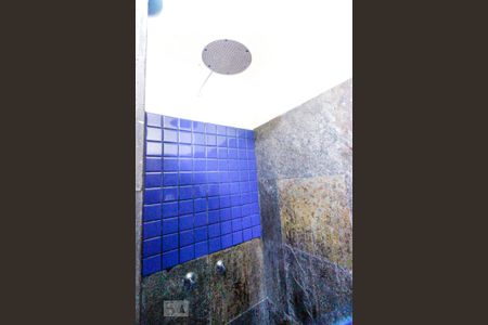 Casa à venda com 512m², 8 quartos e 3 vagas Casa à venda com 512m², 8 quartos e 3 vagasBanheiro Suíte 4