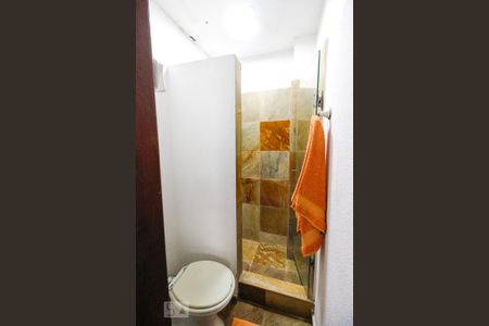 Casa à venda com 512m², 8 quartos e 3 vagas Casa à venda com 512m², 8 quartos e 3 vagasBanheiro da Suíte 2 e 3