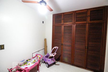 Casa à venda com 512m², 8 quartos e 3 vagas Casa à venda com 512m², 8 quartos e 3 vagasQuarto 1