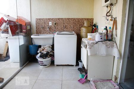 Casa à venda com 250m², 3 quartos e 3 vagasÁrea de Serviço