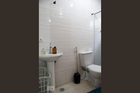 Casa à venda com 250m², 3 quartos e 3 vagasBanheiro da Suíte 2