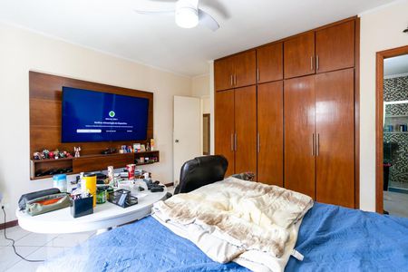 Casa à venda com 610m², 5 quartos e 6 vagas Casa à venda com 610m², 5 quartos e 6 vagasSuíte 3