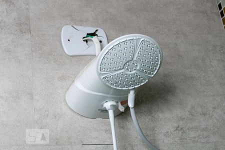 Casa à venda com 610m², 5 quartos e 6 vagas Casa à venda com 610m², 5 quartos e 6 vagasBanheiro da suíte 3