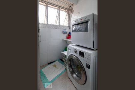 Apartamento à venda com 62m², 2 quartos e 1 vaga Apartamento à venda com 62m², 2 quartos e 1 vagaÁrea de Serviço