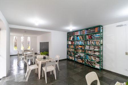 Apartamento à venda com 62m², 2 quartos e 1 vaga Apartamento à venda com 62m², 2 quartos e 1 vagaÁrea comum - Sala de leitura