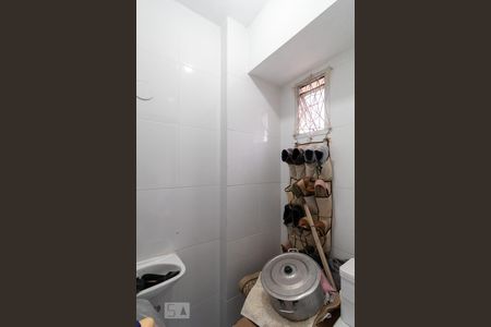 Apartamento à venda com 62m², 2 quartos e 1 vaga Apartamento à venda com 62m², 2 quartos e 1 vagaBanheiro de Serviço